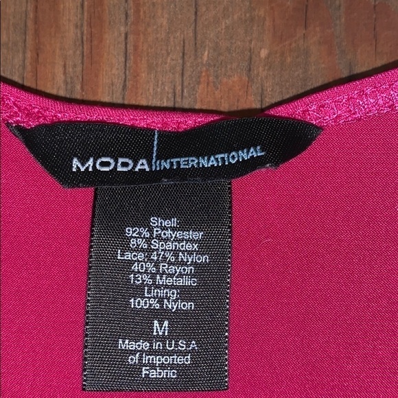 Moda international pink maternity dress with lace - Picture 4 of 5